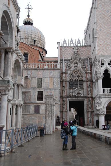 Kliknij, aby powiększyć...